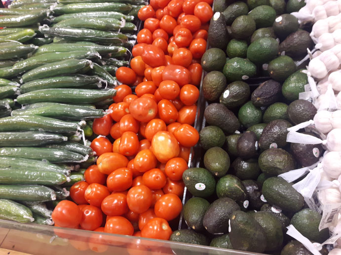 Ottawa Shoppers vegetables shopping